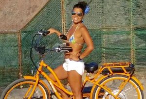 Brazilian fitness model Sinara Brito loves to ride in her bike. She lives in Orange County, California. 
